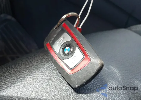 2015 BMW 328I xDrive из США, поврежденный, VIN WBA3B5G55FNS18689